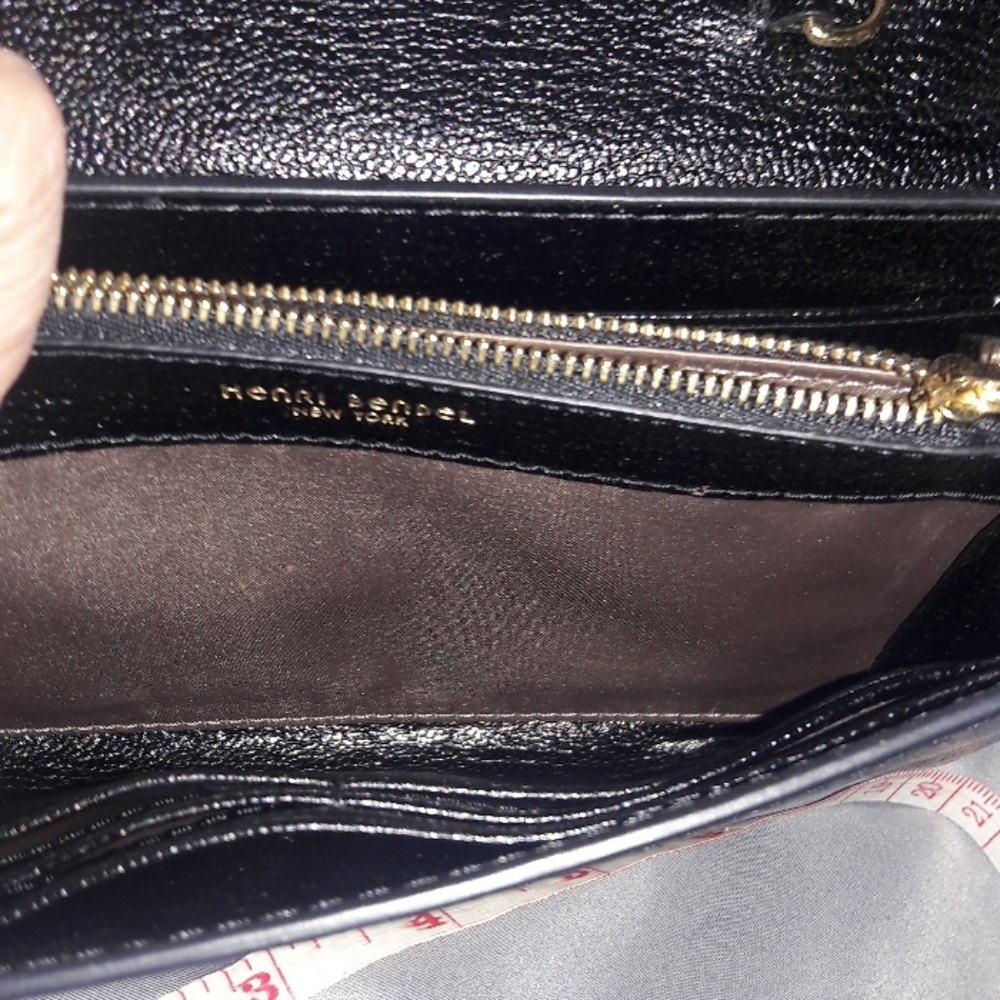 Purse - Picture 2 of 4